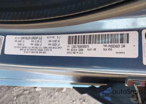 2011 Chrysler 200 Touring из США, поврежденный, VIN 1C3BC1FB2BN585673